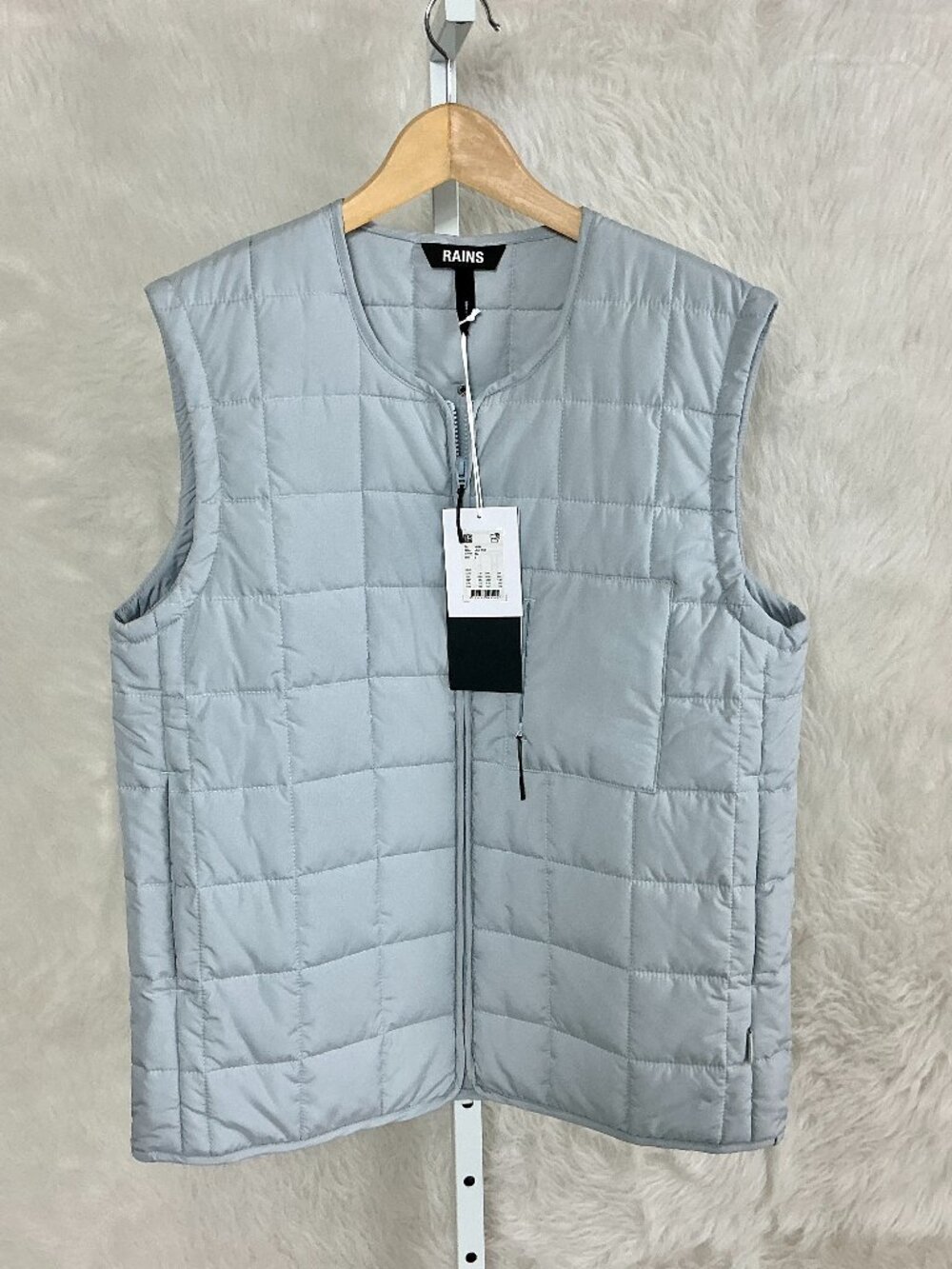 Rains Sky Blue Quilted Sleeveless Liner Vest NWT L